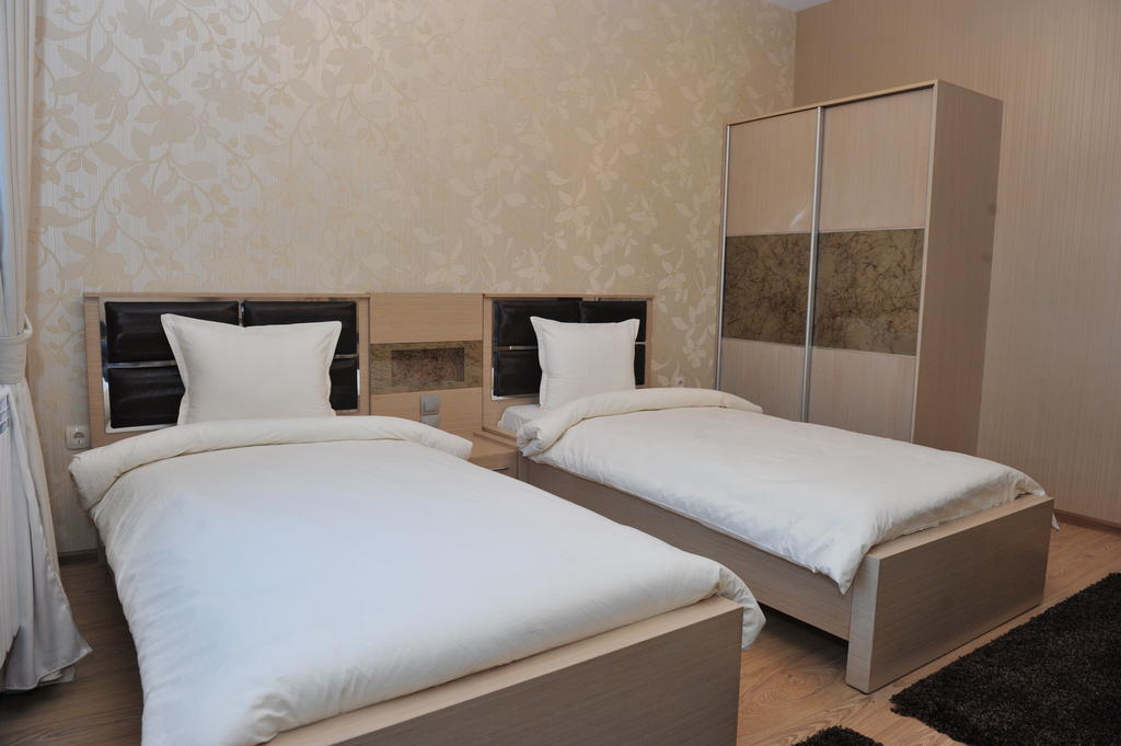 Eros Motel Sandanski Bilik gambar